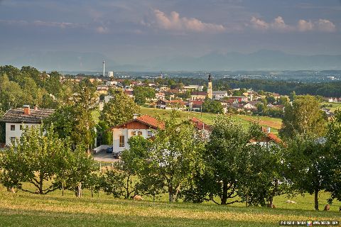 Gemeinde Tarsdorf Bezirk Braunau Tarsdorf Ortsansicht (Dirschl Johann) Österreich BR